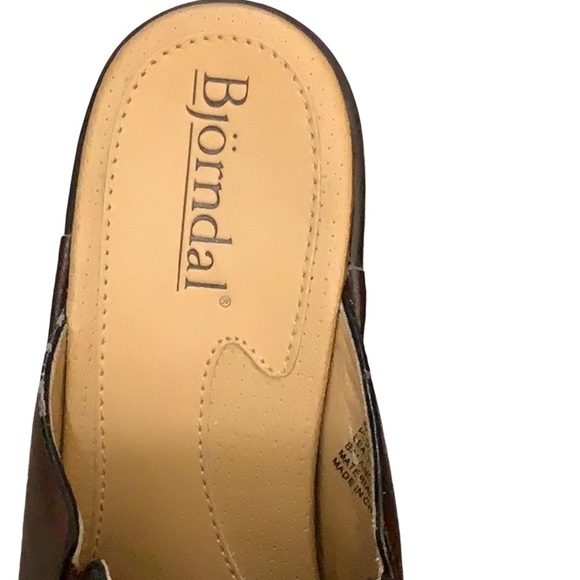Bjorndal Women Brown Slip On Clogs - Picture 5 of 8